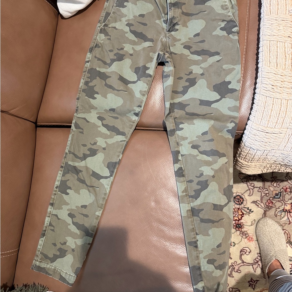Banana Republic Camouflage Ankle Pants